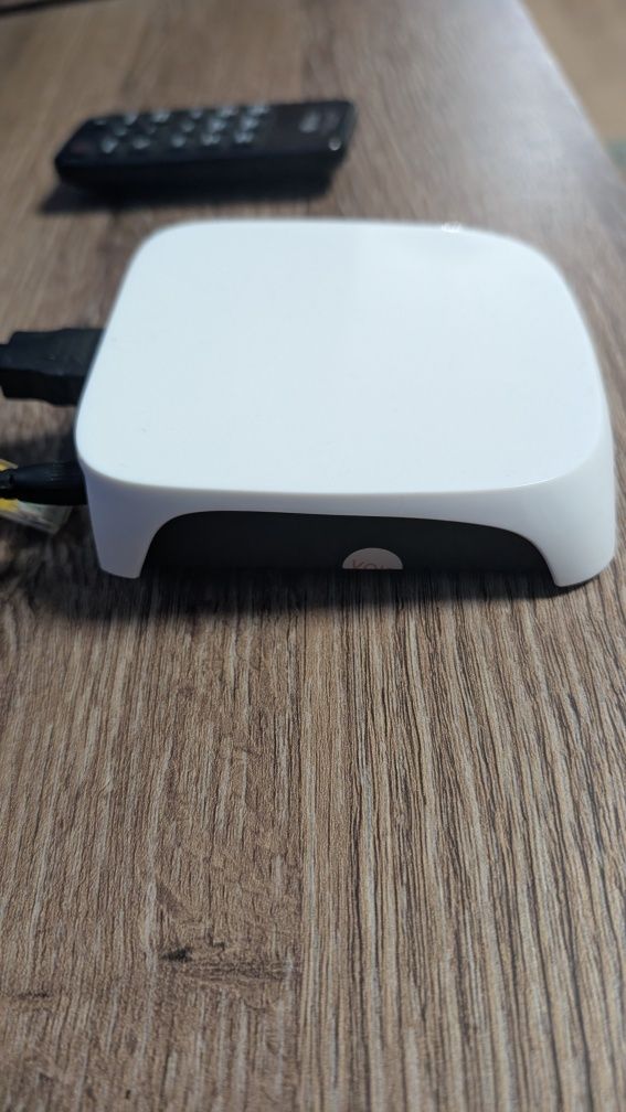 Box IPTV Qviart AG1