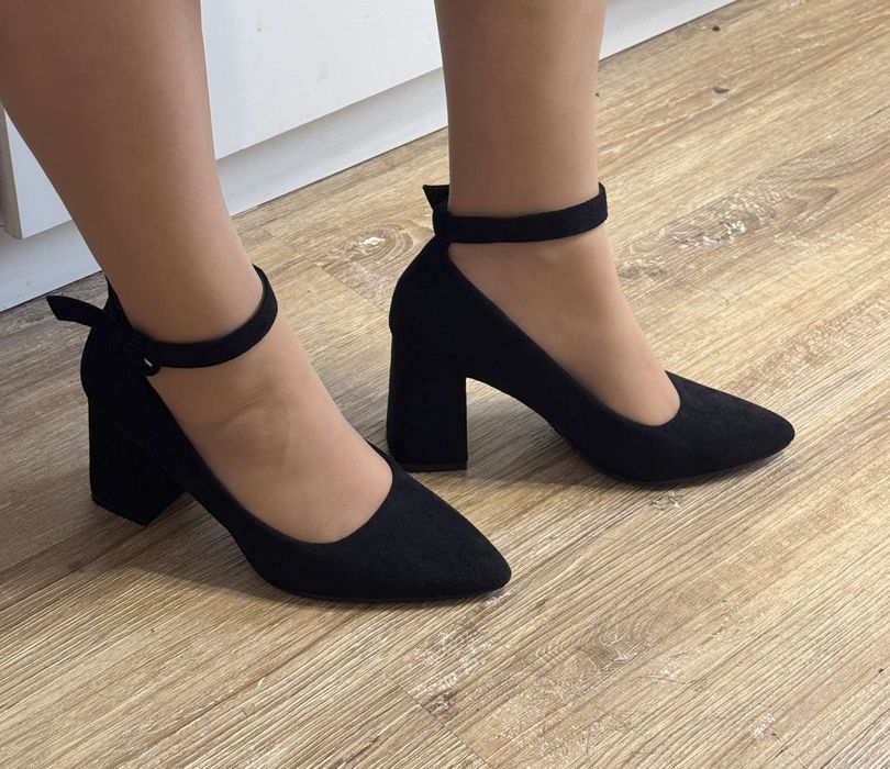 Туфлі Kanuchun 38