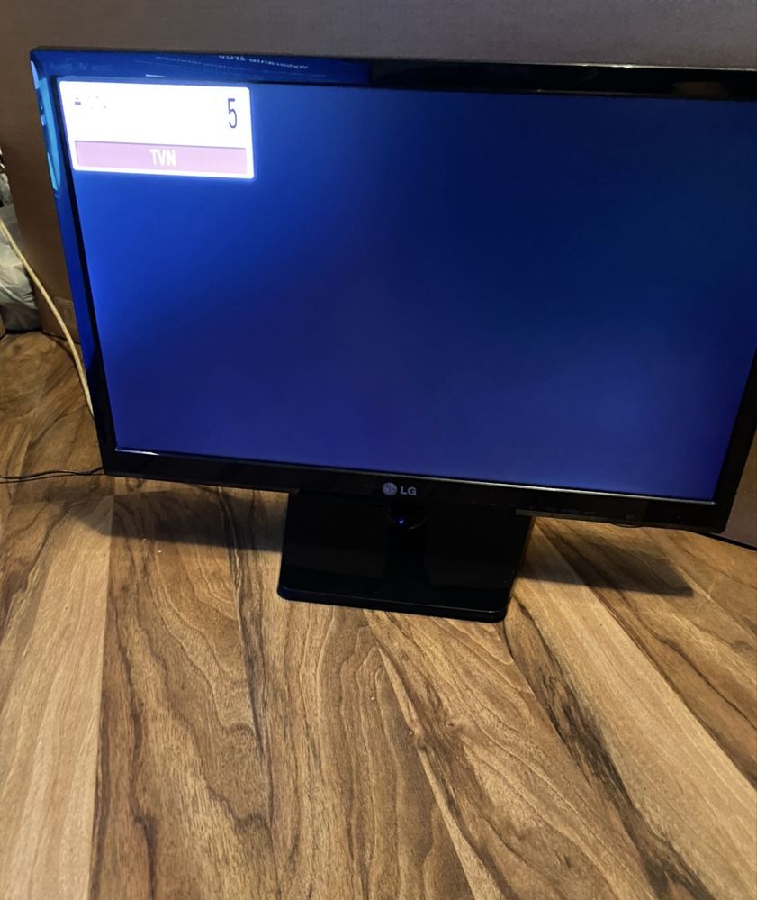 Telewizor tv LG 22 cale Full HD