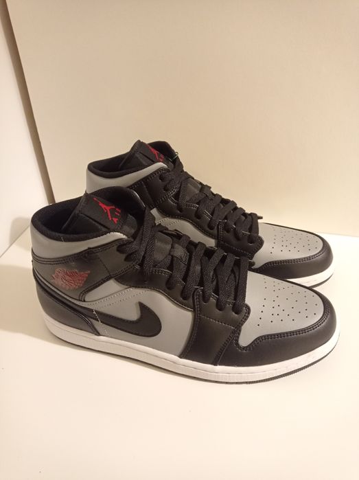 Air Jordan 1 Mid Shadow Red - Tamanho 45