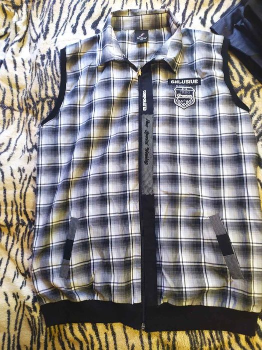 Продам мужскую рубашку