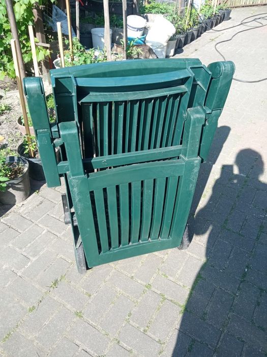 Leżak basenowy (ogrodowy).