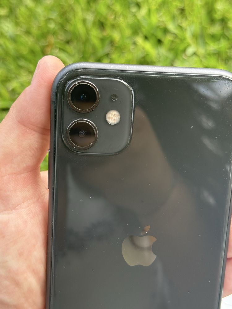 iPhone 11 com 64GB Preto