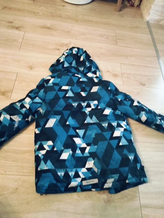 Kurtka zimowa dla chłopca Reporter r.140 uszkodzona
