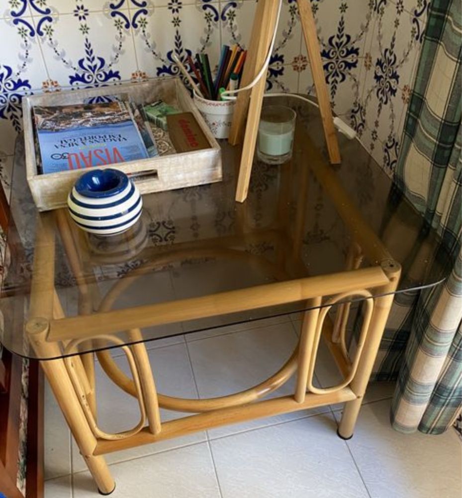 Conjunto 3 sofas ( grande faz cama) + mesa bambu