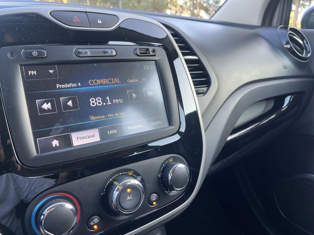 Renault captur como novo