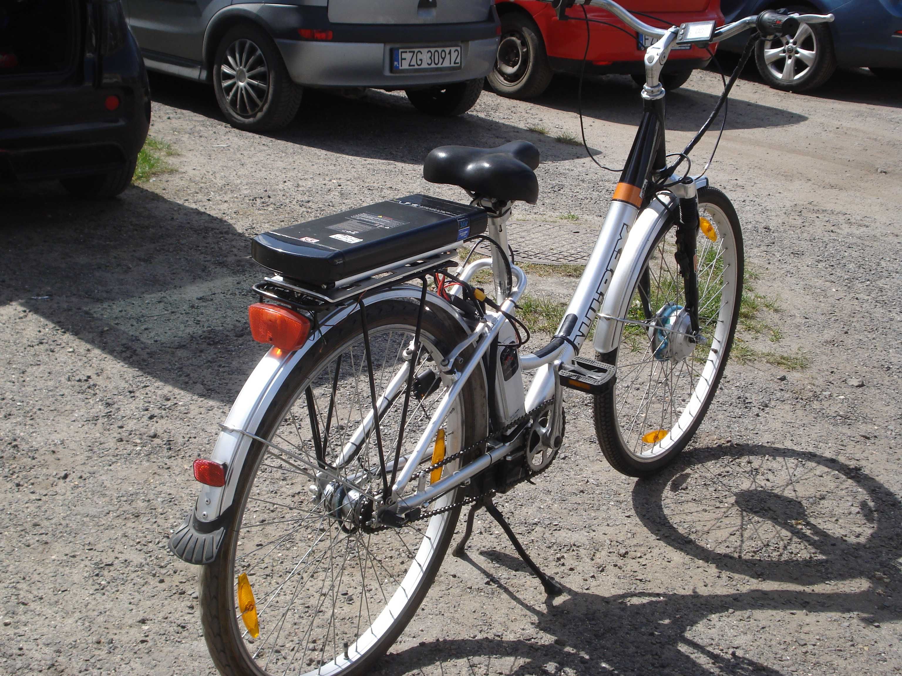 rower  miejski elektr.  duże koła 28" rama aluminiu 2 baterie 36V/22Ah