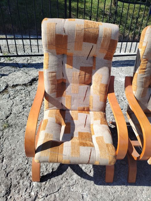 Stół rozkładany do salonu do jadalni + 2 fotele bujane