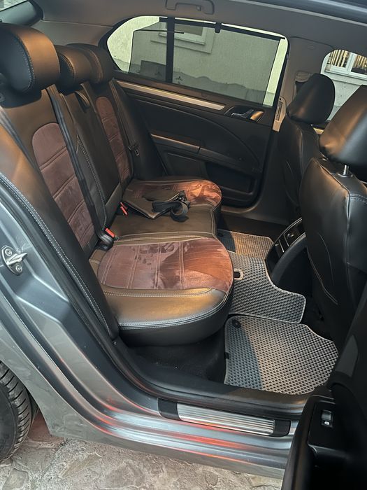 Skoda Superb 2.0 дизель, автомат