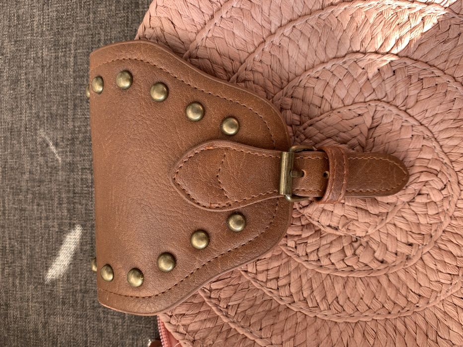 Mala tiracolo de rafia