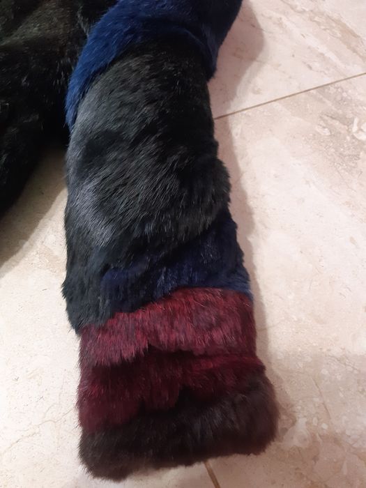 Продаю шубу кролика  для дівчинки красунечки.