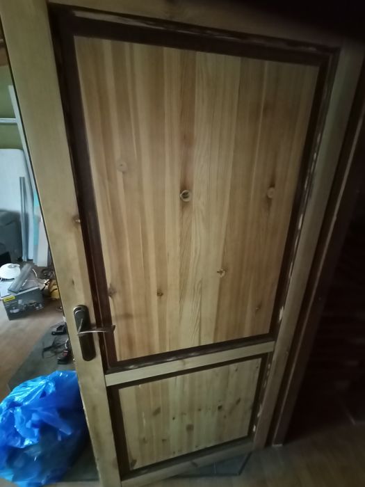 Drzwi  drewniane a nie z płyty