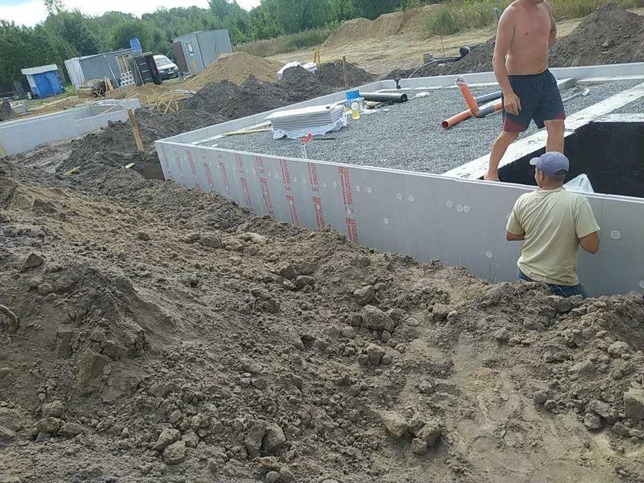 Будівельники. Будинки, гаражі, тераси, бомбосховища