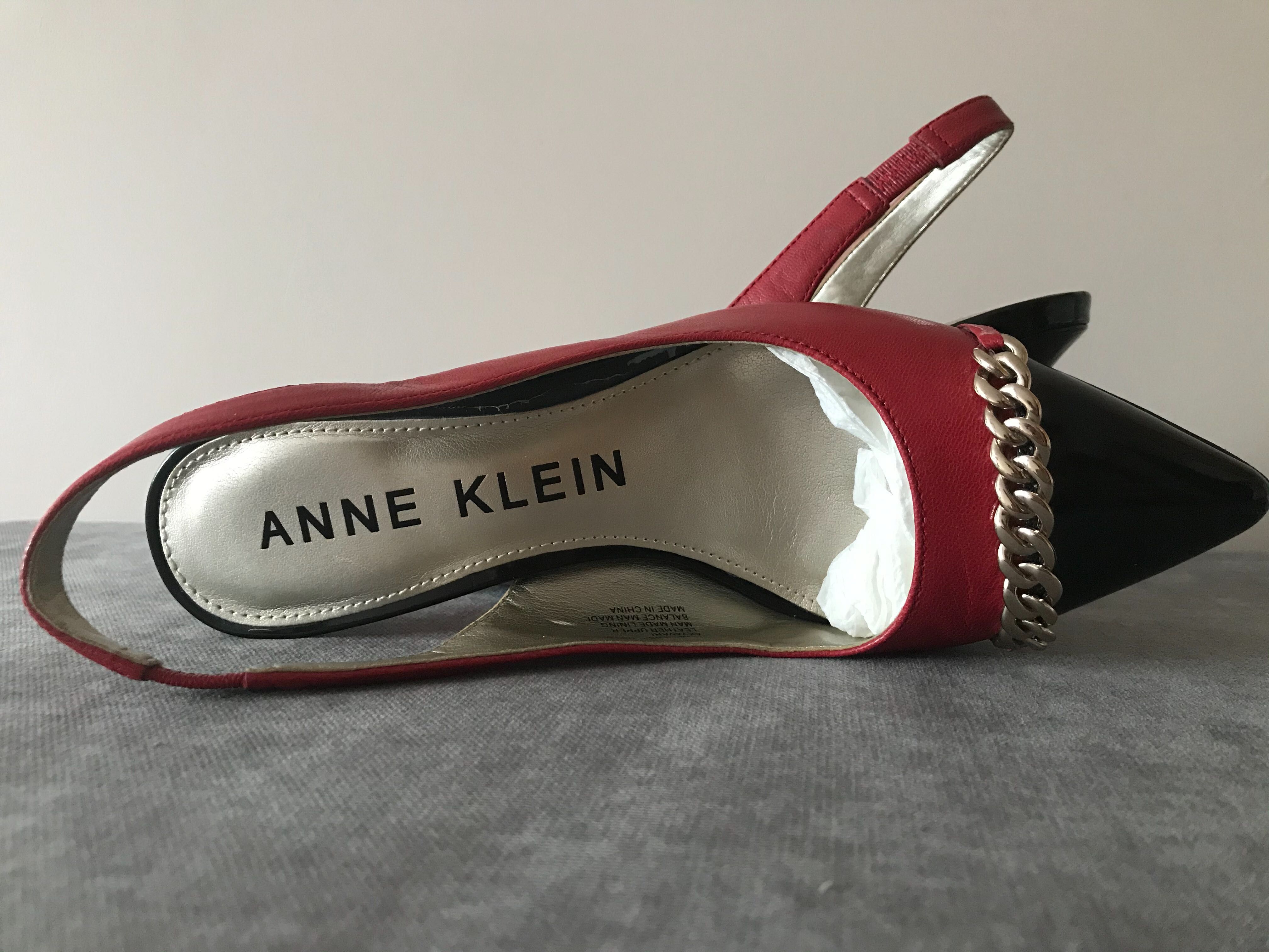 Босоніжки жіночі шкіряні бренду ANNA KLEIN, 35