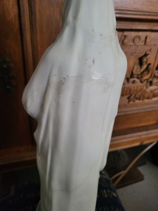 Biskwit Maryja Matka Boska Bolesna porcelanowa