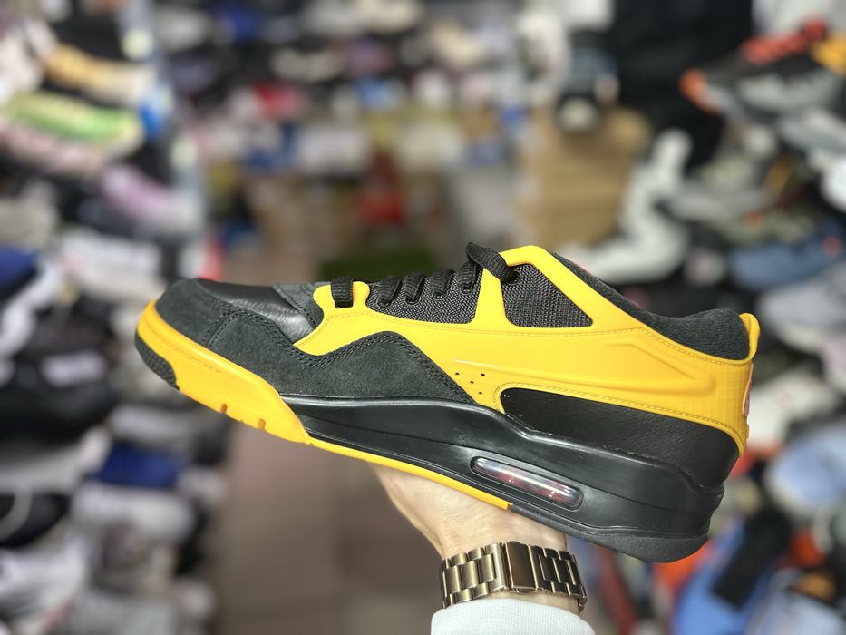 Кросівки Nike Jordan 4 RM Bruce Lee ( РОЗМІР 44 )