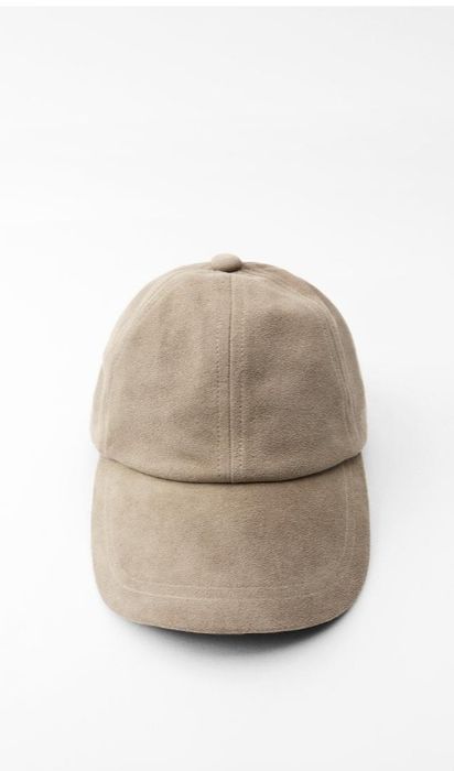 Кепка із замшової шкіри Zara