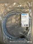 Kabel połączeniowy NEBU-M8G4-K-5-LE4 (541343) - Festo