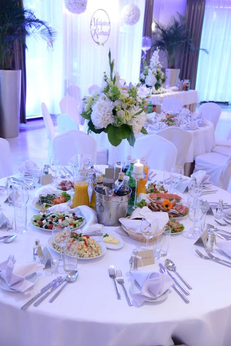 Avilla -  Sala Weselna Komunia Chrzest Konsolacje Warszawa Bemowo