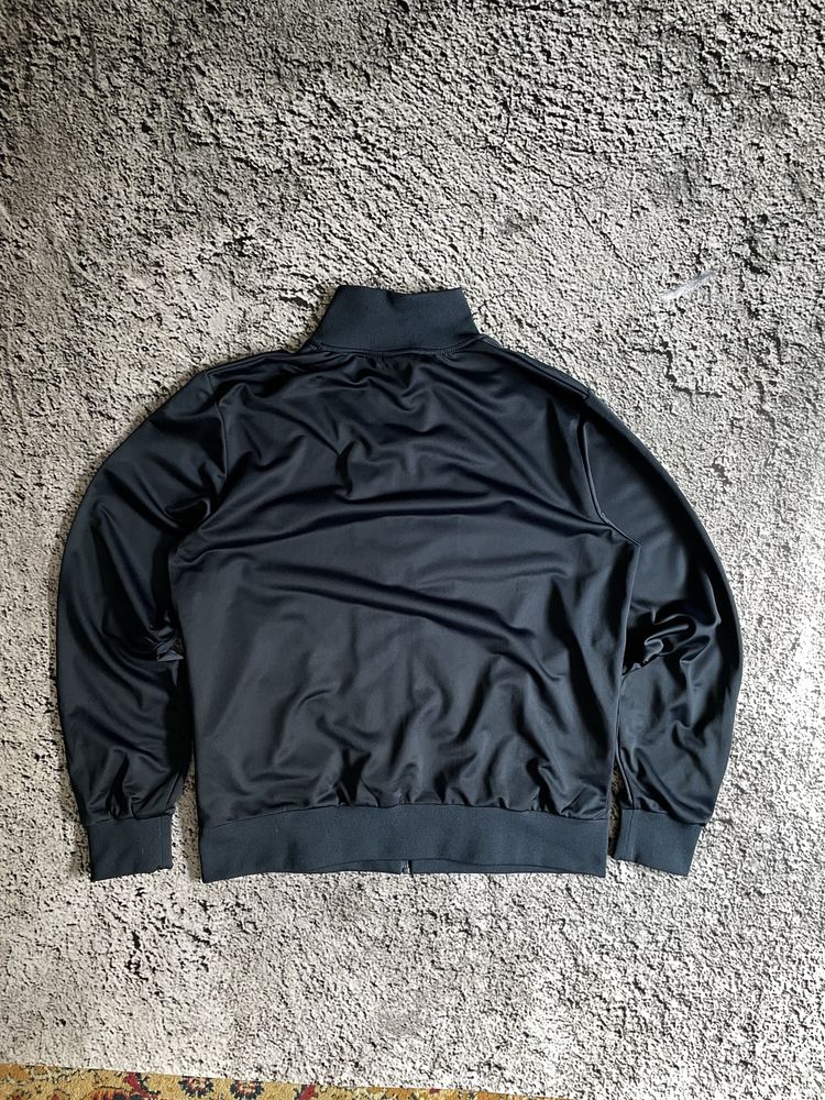 Зіпка Ellesse