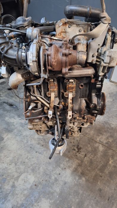 Silnik Kompletny 2.0 dci trafic primaster m9r e780