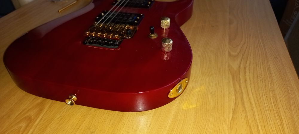 Guitarra eléctrica 70€