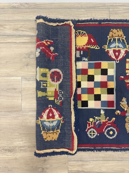 Tapete Arraiolos Crianca