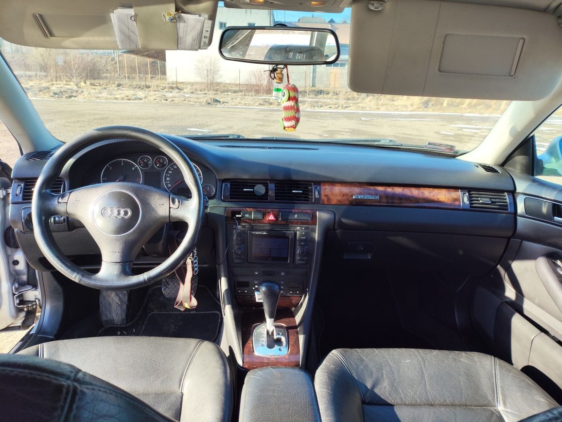 Продам AUDI A6 C5 2003