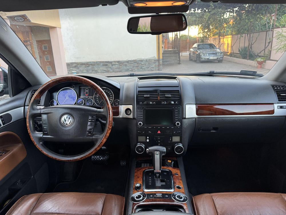 Продам Volkswagen Touareg