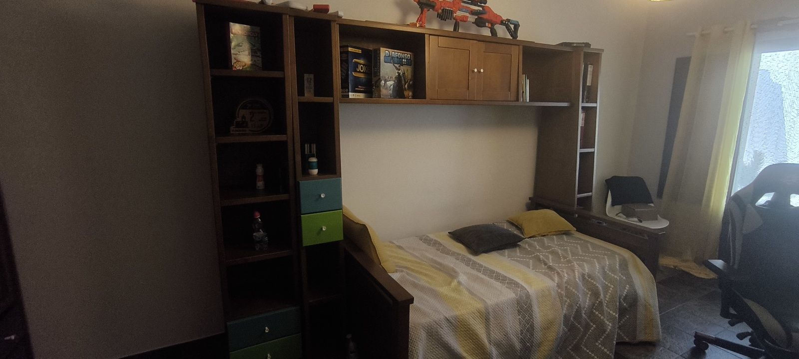 Mobilia quarto criança ou adolescente