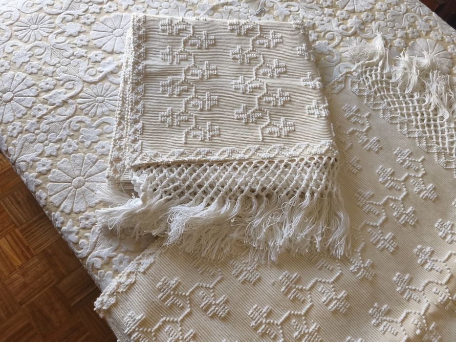 tapetes quarto feitos em tear manual