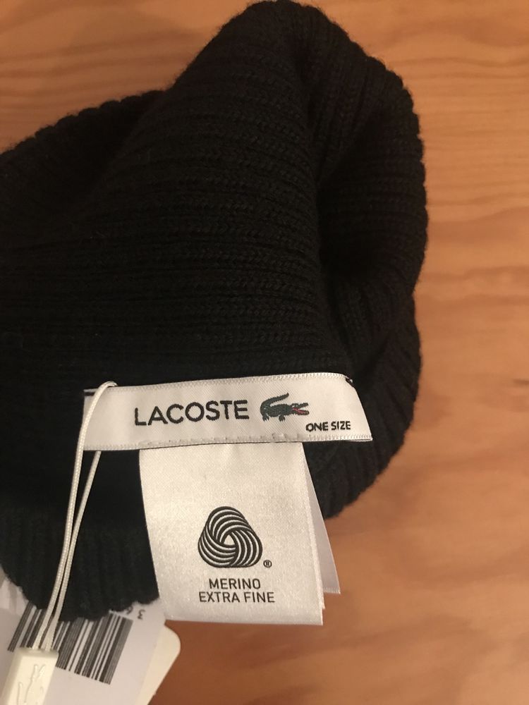 Gorro lacoste (novo )