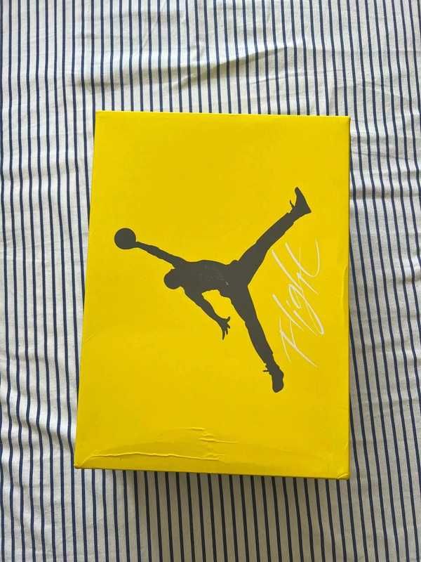 Nowość*NowyJordan4NikeAir4 żółtyUnisexTrampki 40