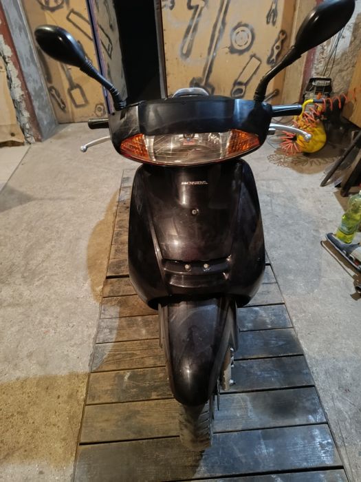 Продам мопед Хонда леад 48