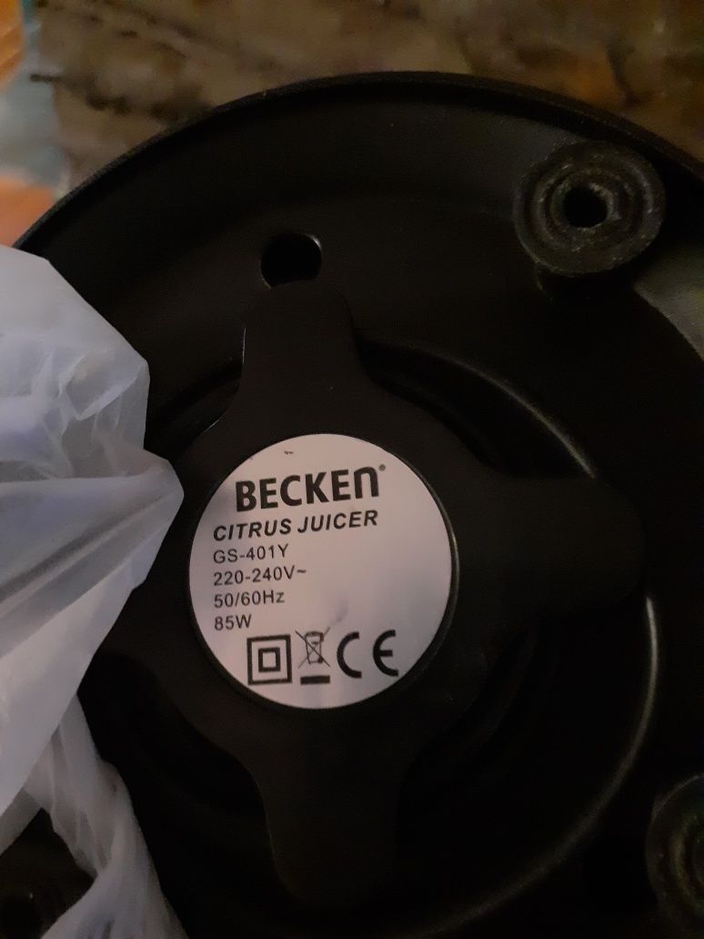Espremedor Citrinos Marca Becken