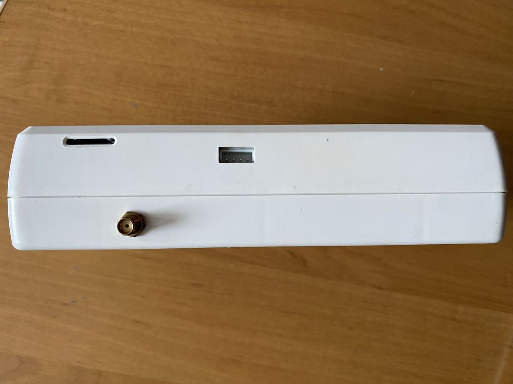 Умная GSM на три устройства розетка.