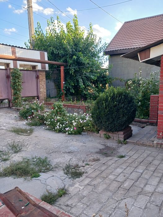 Здається будинок Шевченківський район