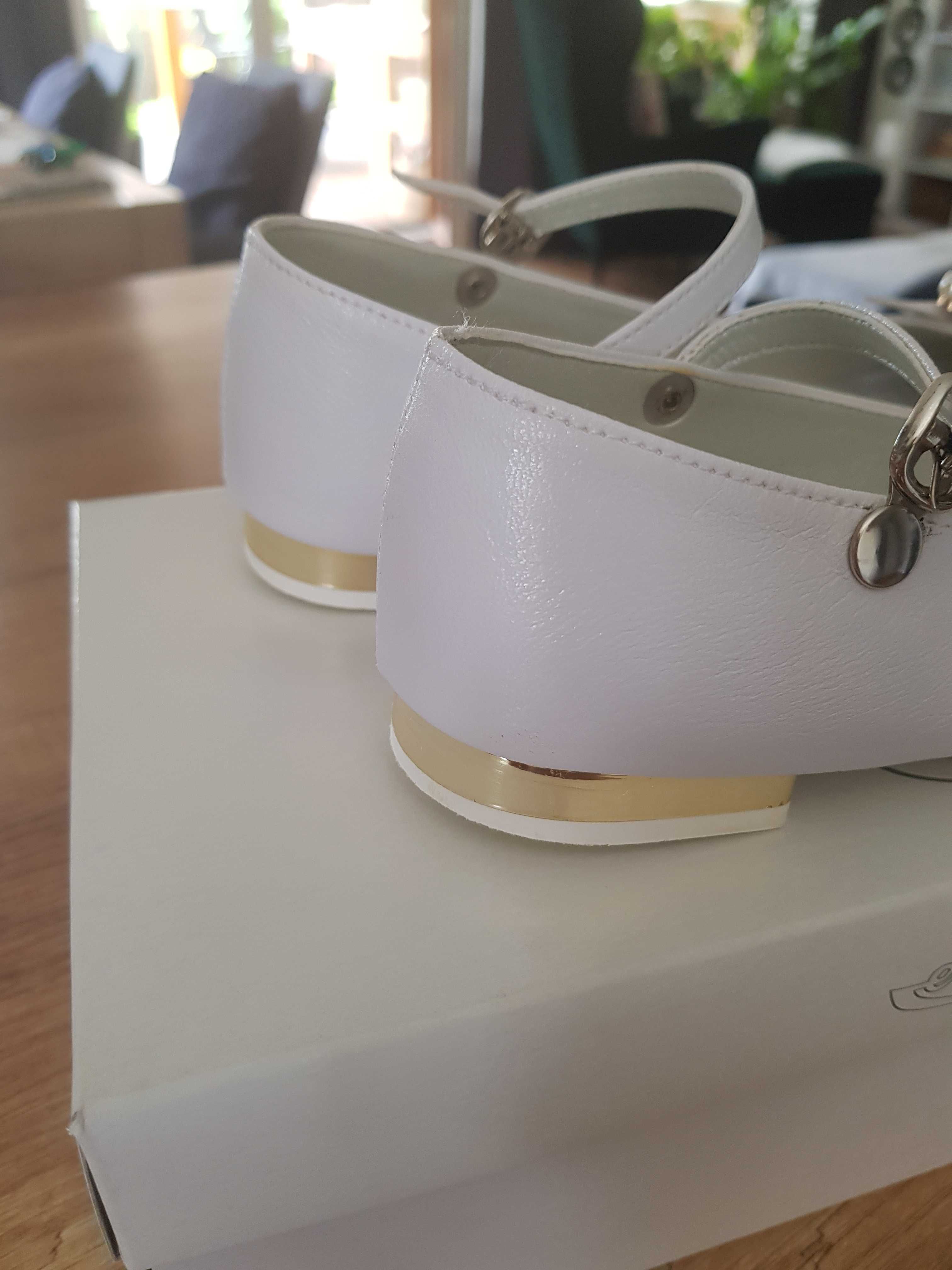 Eleganckie buty dla dziewczynki rozmiar 34