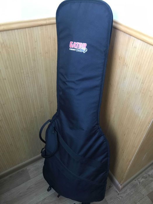 Електрогітара і повний комплект до неї, фірми Gort g110