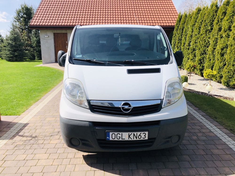 Opel Vivaro 2007 r