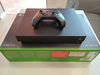 Xbox One X Preta