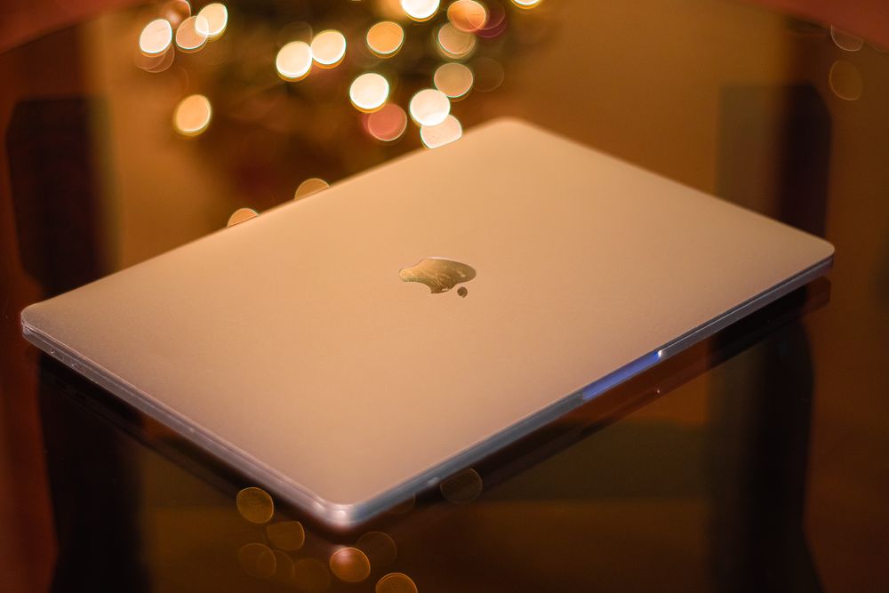 MacBook Pro 13 A1706 | TouchBar | Core i5 | 256GB SSD | MacOS Sequoia