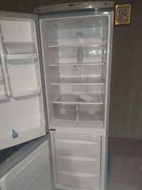 Продам холодильник LG в гарному стані.