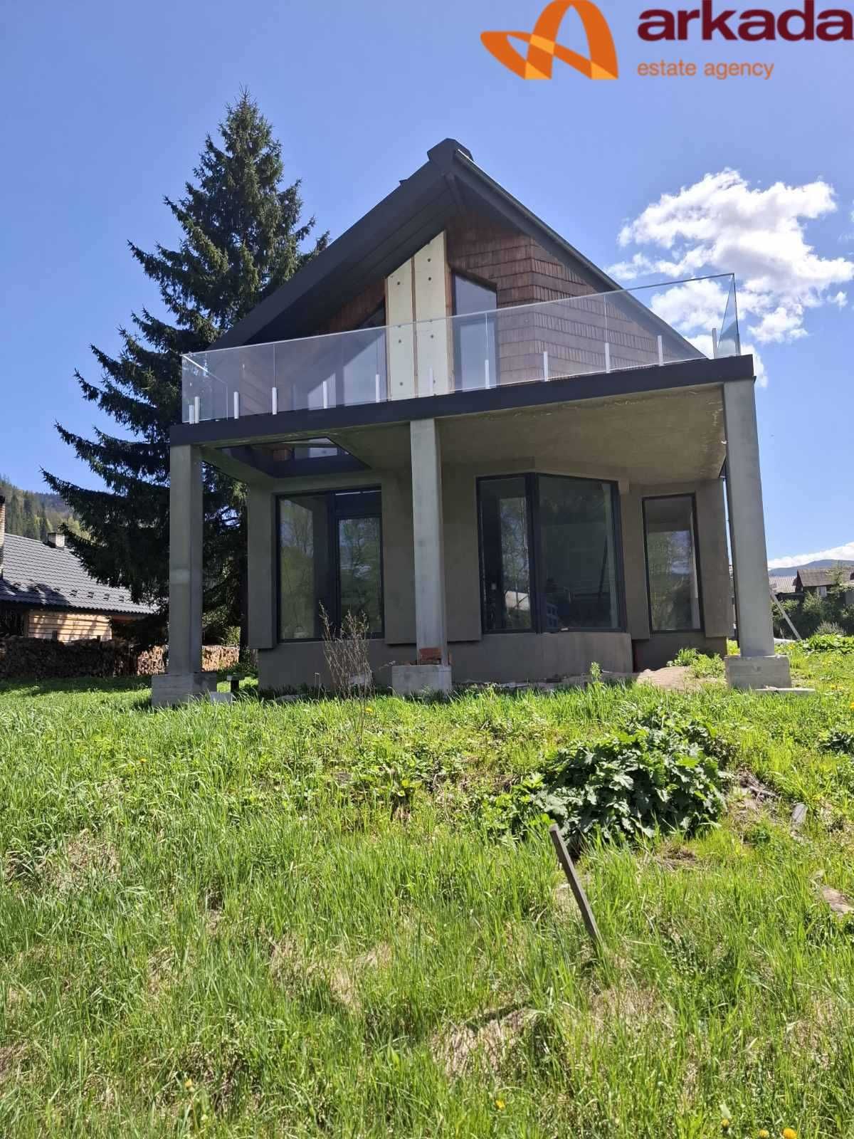 Продається котеджне містечко на березі річки.  Курортне село Татарів.
