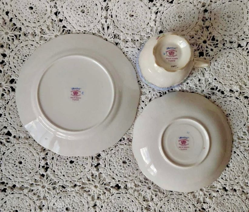 **Przedwojenna Antyk Royal Albert Harebell Anglia Porcelana Filiżanka
