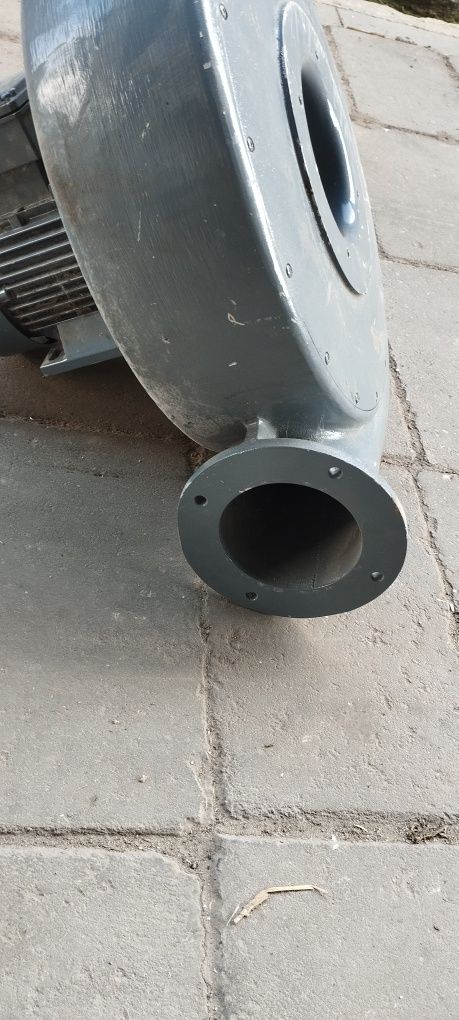 Wentylator wyciąg siłowy 21m2