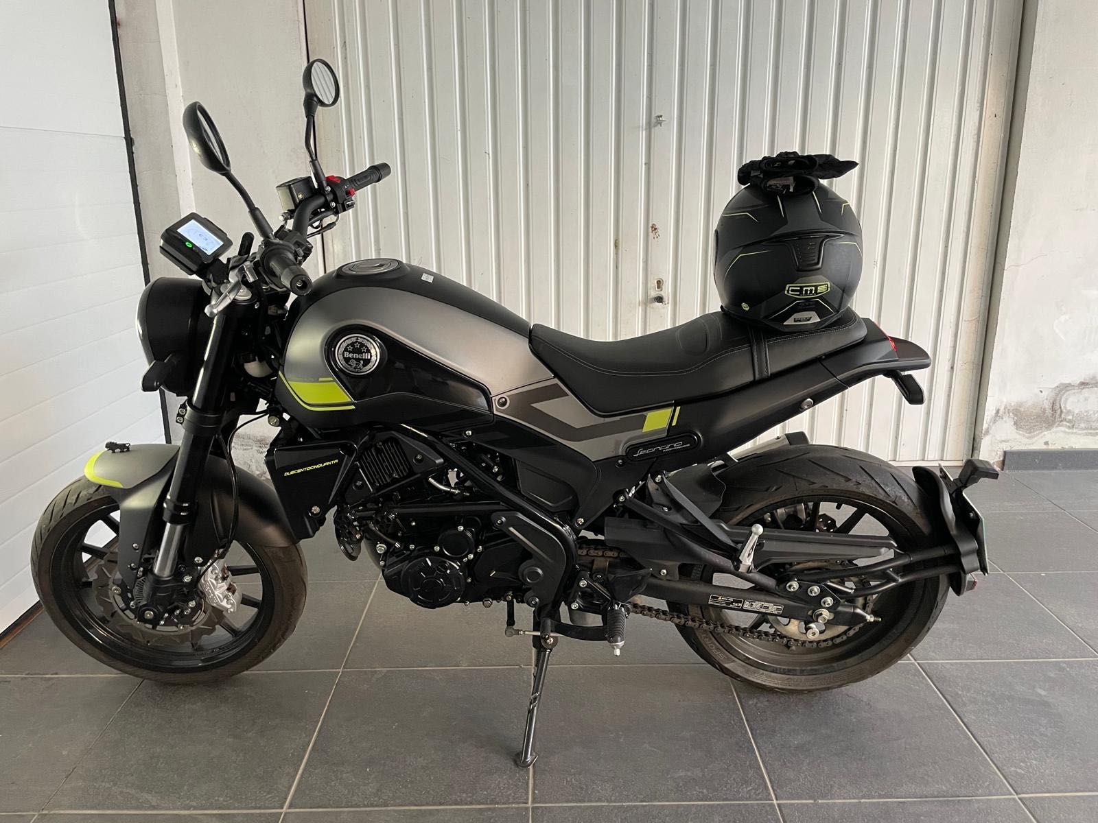 Benelli Leoncino 250cc - 2021 como nova