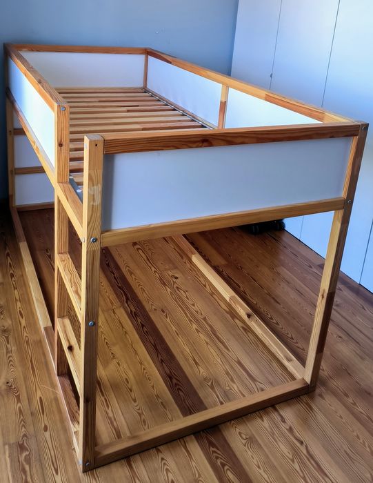 Cama infantil reversível IKEA Kura