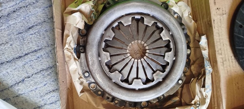 Продам сцепление valeo