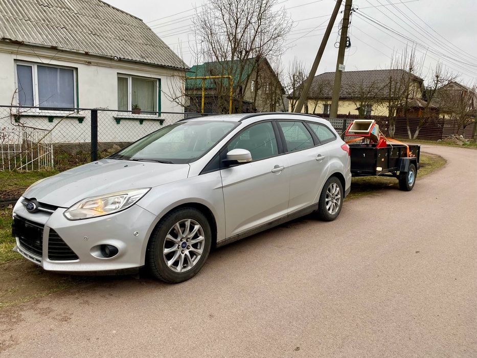 Пасажирські перевезення легковим авто, сімейні переїзди з причіпом
